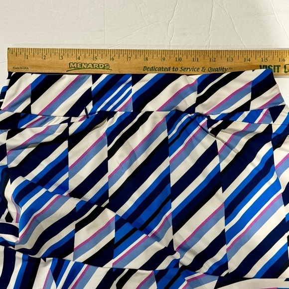 Tail‎ EUC “Isla” Golf Skirt, with Attached Shorts Liner, size Medium. - Picture 13 of 13